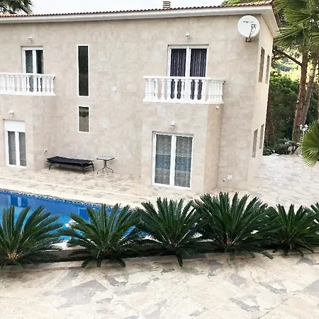Luxury Villa, Private N Pool * יורט דה מאר